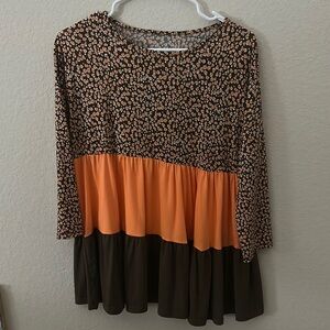 Chic Floral and Color Block Top